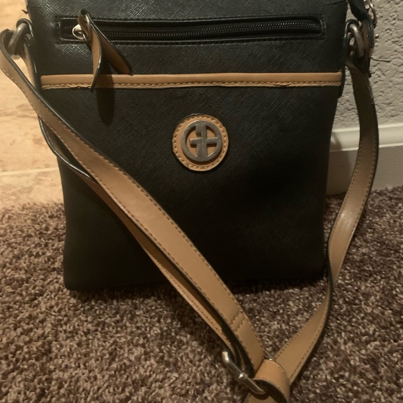 Giani Bernini Saffiano Crossbody Purse - Picture 3 of 8